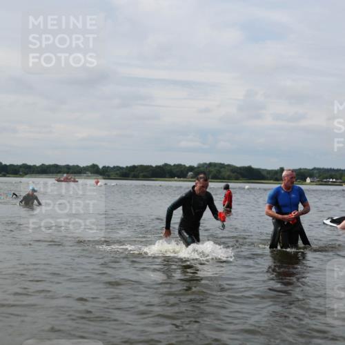 21.06.2026 - Viking Triathlon Michael Strokosch http://msf.ph/oto/9823468 21.06.2026 10:40:45 Schwimmen 132, 330, 355, 387, 616, 636, 667 meine-sportfotos.de
