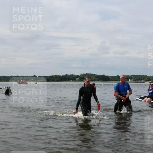 21.06.2026 - Viking Triathlon Michael Strokosch http://msf.ph/oto/9823469 21.06.2026 10:40:45 Schwimmen 132, 330, 355, 387, 616, 636, 667 meine-sportfotos.de