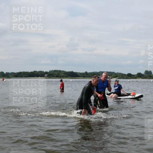 21.06.2026 - Viking Triathlon Michael Strokosch http://msf.ph/oto/9823472 21.06.2026 10:40:46 Schwimmen 132, 330, 387, 636, 667 meine-sportfotos.de