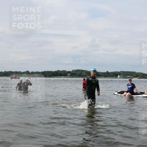 21.06.2026 - Viking Triathlon Michael Strokosch http://msf.ph/oto/9823487 21.06.2026 10:40:59 Schwimmen 95, 132, 356 meine-sportfotos.de