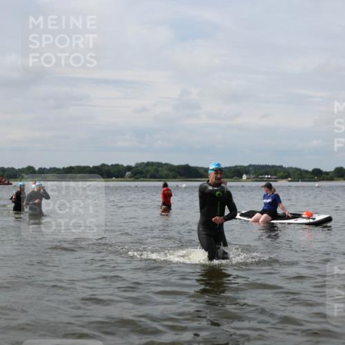 21.06.2026 - Viking Triathlon Michael Strokosch http://msf.ph/oto/9823489 21.06.2026 10:40:59 Schwimmen 95, 132, 356 meine-sportfotos.de