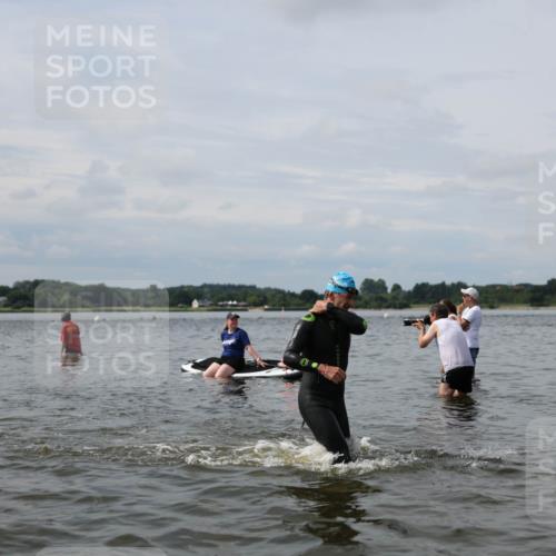 21.06.2026 - Viking Triathlon Michael Strokosch http://msf.ph/oto/9823494 21.06.2026 10:41:01 Schwimmen 95, 132, 179, 356 meine-sportfotos.de
