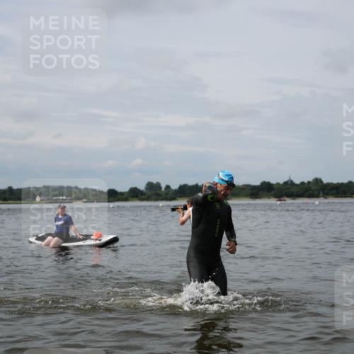 21.06.2026 - Viking Triathlon Michael Strokosch http://msf.ph/oto/9823497 21.06.2026 10:41:02 Schwimmen 95, 132, 179, 356 meine-sportfotos.de