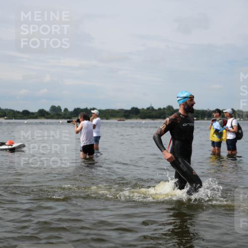 21.06.2026 - Viking Triathlon Michael Strokosch http://msf.ph/oto/9823514 21.06.2026 10:41:12 Schwimmen 95, 96, 165, 179, 262, 327, 356, 429, 578 meine-sportfotos.de