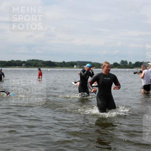 21.06.2026 - Viking Triathlon Michael Strokosch http://msf.ph/oto/9823522 21.06.2026 10:41:15 Schwimmen 95, 96, 165, 179, 262, 327, 356, 429, 578 meine-sportfotos.de