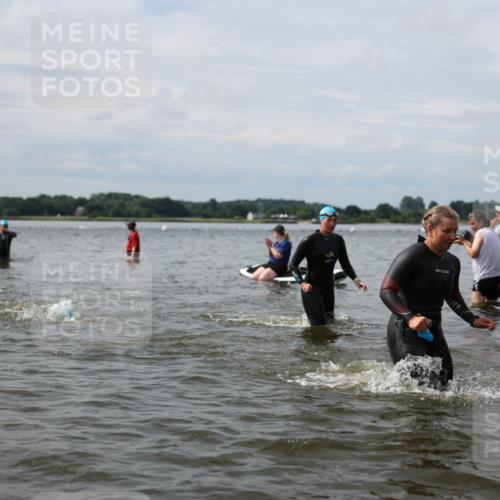 21.06.2026 - Viking Triathlon Michael Strokosch http://msf.ph/oto/9823524 21.06.2026 10:41:16 Schwimmen 95, 96, 165, 179, 262, 327, 356, 429, 578 meine-sportfotos.de
