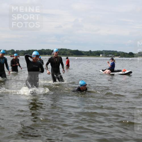 21.06.2026 - Viking Triathlon Michael Strokosch http://msf.ph/oto/9823531 21.06.2026 10:41:19 Schwimmen 95, 96, 143, 165, 179, 262, 327, 356, 429, 578, 608 meine-sportfotos.de