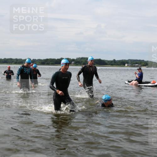 21.06.2026 - Viking Triathlon Michael Strokosch http://msf.ph/oto/9823533 21.06.2026 10:41:19 Schwimmen 95, 96, 143, 165, 179, 262, 327, 356, 429, 578, 608 meine-sportfotos.de