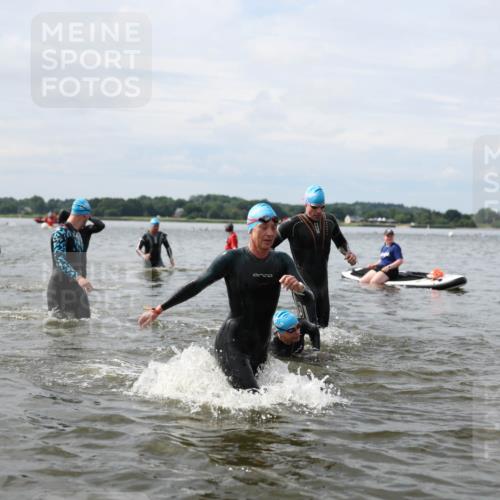 21.06.2026 - Viking Triathlon Michael Strokosch http://msf.ph/oto/9823536 21.06.2026 10:41:20 Schwimmen 95, 96, 143, 165, 179, 262, 327, 356, 429, 578, 608, 655 meine-sportfotos.de