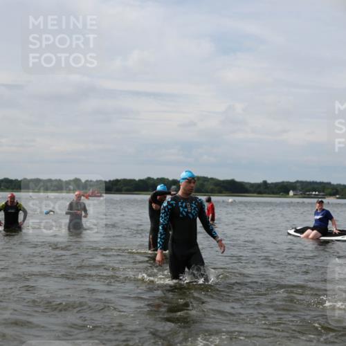 21.06.2026 - Viking Triathlon Michael Strokosch http://msf.ph/oto/9823540 21.06.2026 10:41:22 Schwimmen 96, 143, 165, 179, 262, 327, 429, 522, 578, 608, 655 meine-sportfotos.de