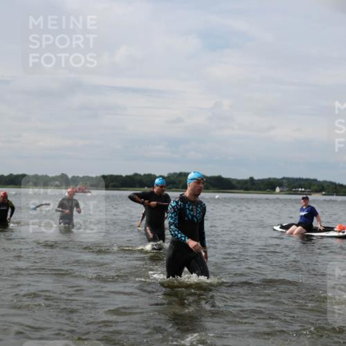 21.06.2026 - Viking Triathlon Michael Strokosch http://msf.ph/oto/9823541 21.06.2026 10:41:22 Schwimmen 96, 143, 165, 179, 262, 327, 429, 522, 578, 608, 655 meine-sportfotos.de