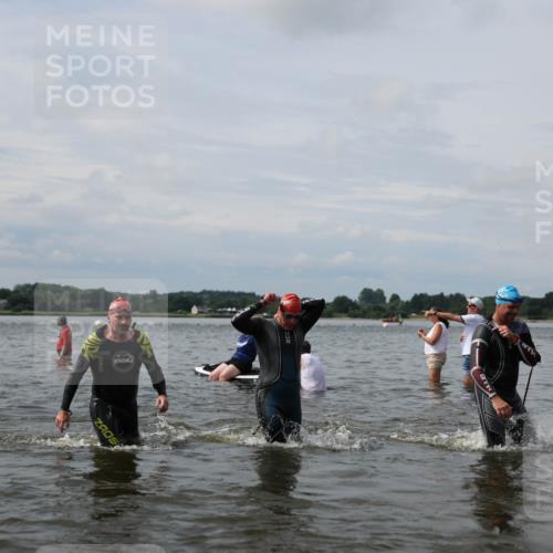 21.06.2026 - Viking Triathlon Michael Strokosch http://msf.ph/oto/9823561 21.06.2026 10:41:31 Schwimmen 83, 143, 162, 165, 262, 327, 339, 429, 452, 522, 608, 655 meine-sportfotos.de