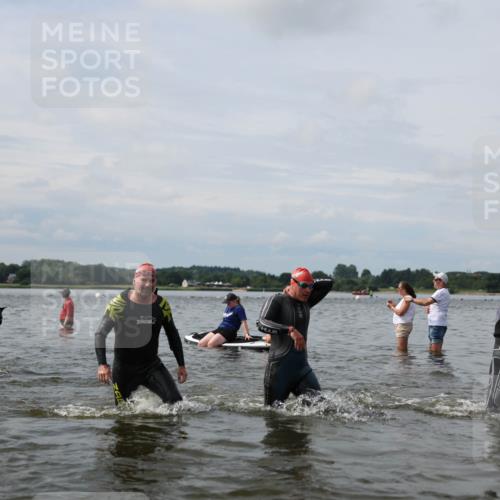 21.06.2026 - Viking Triathlon Michael Strokosch http://msf.ph/oto/9823563 21.06.2026 10:41:31 Schwimmen 83, 143, 162, 165, 262, 327, 339, 429, 452, 522, 608, 655 meine-sportfotos.de