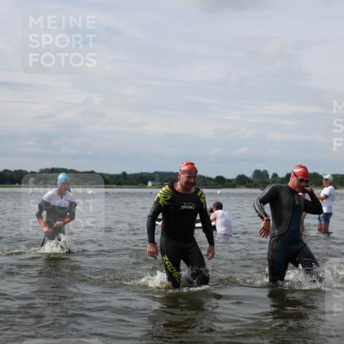 21.06.2026 - Viking Triathlon Michael Strokosch http://msf.ph/oto/9823565 21.06.2026 10:41:33 Schwimmen 63, 83, 143, 162, 165, 262, 327, 339, 452, 522, 552, 608, 655 meine-sportfotos.de