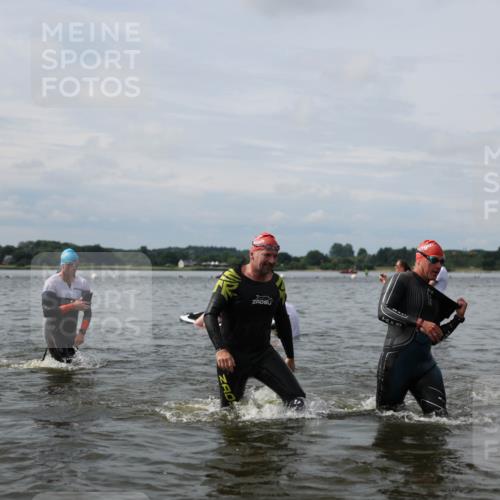 21.06.2026 - Viking Triathlon Michael Strokosch http://msf.ph/oto/9823566 21.06.2026 10:41:33 Schwimmen 63, 83, 143, 162, 165, 262, 327, 339, 452, 522, 552, 608, 655 meine-sportfotos.de