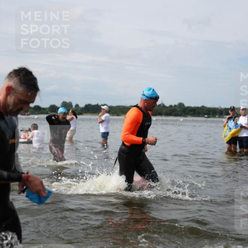 21.06.2026 - Viking Triathlon Michael Strokosch http://msf.ph/oto/9823593 21.06.2026 10:41:45 Schwimmen 44, 63, 83, 134, 162, 339, 438, 452, 522, 552, 655 meine-sportfotos.de