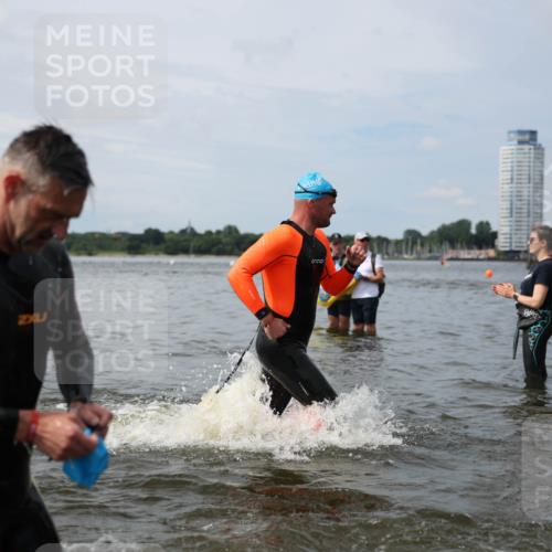 21.06.2026 - Viking Triathlon Michael Strokosch http://msf.ph/oto/9823595 21.06.2026 10:41:45 Schwimmen 44, 63, 83, 134, 162, 339, 438, 452, 522, 552, 655 meine-sportfotos.de