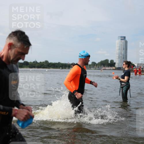 21.06.2026 - Viking Triathlon Michael Strokosch http://msf.ph/oto/9823596 21.06.2026 10:41:45 Schwimmen 44, 63, 83, 134, 162, 339, 438, 452, 522, 552, 655 meine-sportfotos.de