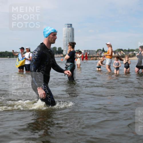 21.06.2026 - Viking Triathlon Michael Strokosch http://msf.ph/oto/9823600 21.06.2026 10:41:51 Schwimmen 44, 63, 83, 86, 94, 134, 162, 188, 193, 339, 399, 438, 452, 552 meine-sportfotos.de
