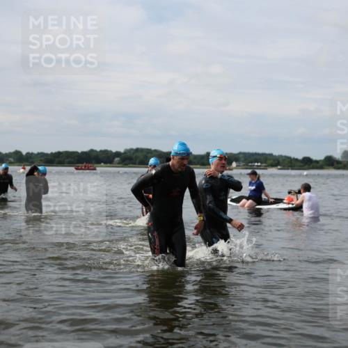21.06.2026 - Viking Triathlon Michael Strokosch http://msf.ph/oto/9823604 21.06.2026 10:41:57 Schwimmen 44, 63, 86, 94, 134, 188, 193, 266, 399, 438, 492, 552 meine-sportfotos.de
