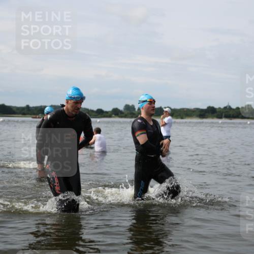 21.06.2026 - Viking Triathlon Michael Strokosch http://msf.ph/oto/9823609 21.06.2026 10:41:58 Schwimmen 44, 63, 86, 94, 134, 188, 193, 266, 279, 399, 438, 492, 516, 552 meine-sportfotos.de