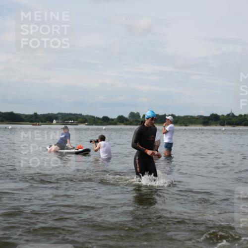 21.06.2026 - Viking Triathlon Michael Strokosch http://msf.ph/oto/9823614 21.06.2026 10:42:00 Schwimmen 44, 86, 94, 134, 188, 193, 266, 279, 399, 438, 492, 516 meine-sportfotos.de