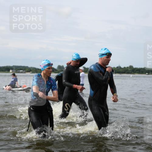 21.06.2026 - Viking Triathlon Michael Strokosch http://msf.ph/oto/9823632 21.06.2026 10:42:06 Schwimmen 72, 86, 94, 134, 188, 193, 266, 279, 296, 399, 438, 492, 516 meine-sportfotos.de