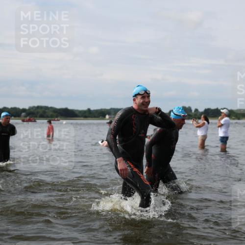 21.06.2026 - Viking Triathlon Michael Strokosch http://msf.ph/oto/9823643 21.06.2026 10:42:10 Schwimmen 45, 72, 86, 94, 188, 193, 266, 279, 296, 348, 393, 399, 492, 516 meine-sportfotos.de