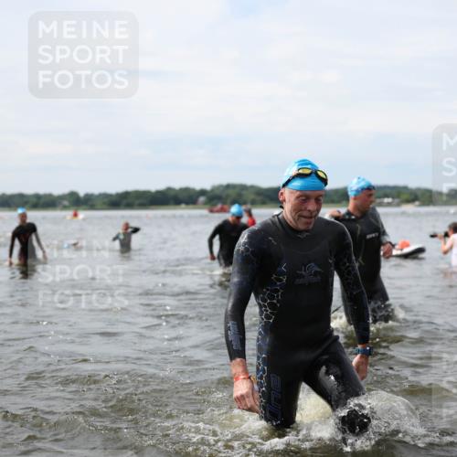 21.06.2026 - Viking Triathlon Michael Strokosch http://msf.ph/oto/9823652 21.06.2026 10:42:13 Schwimmen 45, 72, 94, 188, 193, 266, 279, 296, 348, 393, 399, 492, 516 meine-sportfotos.de