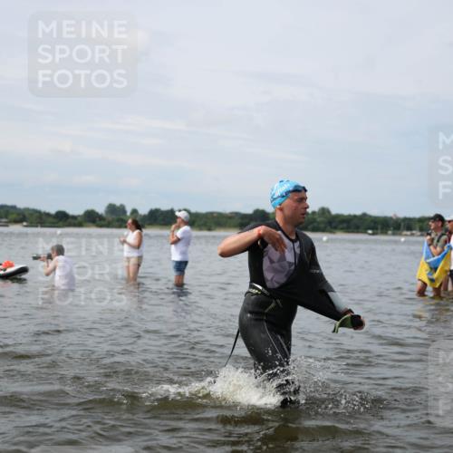 21.06.2026 - Viking Triathlon Michael Strokosch http://msf.ph/oto/9823655 21.06.2026 10:42:15 Schwimmen 45, 72, 188, 266, 279, 296, 348, 393, 399, 492, 516 meine-sportfotos.de