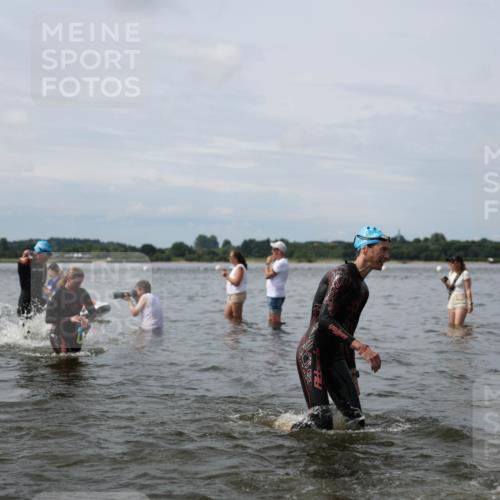 21.06.2026 - Viking Triathlon Michael Strokosch http://msf.ph/oto/9823674 21.06.2026 10:42:23 Schwimmen 41, 45, 72, 279, 296, 348, 384, 393, 436, 516 meine-sportfotos.de