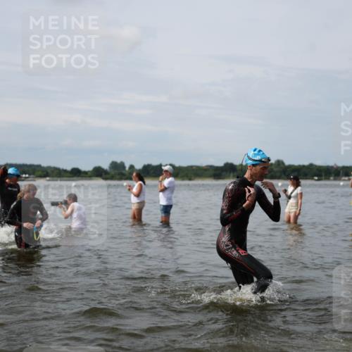 21.06.2026 - Viking Triathlon Michael Strokosch http://msf.ph/oto/9823675 21.06.2026 10:42:24 Schwimmen 41, 45, 72, 166, 296, 348, 384, 393, 436 meine-sportfotos.de