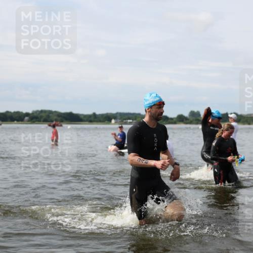 21.06.2026 - Viking Triathlon Michael Strokosch http://msf.ph/oto/9823680 21.06.2026 10:42:26 Schwimmen 41, 45, 72, 166, 175, 296, 348, 384, 393, 436 meine-sportfotos.de