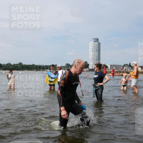 21.06.2026 - Viking Triathlon Michael Strokosch http://msf.ph/oto/9823685 21.06.2026 10:42:34 Schwimmen 41, 166, 175, 177, 213, 268, 348, 384, 393, 436 meine-sportfotos.de