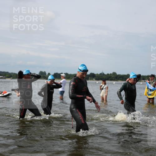 21.06.2026 - Viking Triathlon Michael Strokosch http://msf.ph/oto/9823698 21.06.2026 10:42:39 Schwimmen 41, 166, 175, 177, 213, 225, 268, 384, 436, 479, 520 meine-sportfotos.de