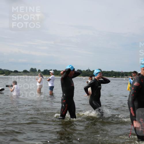 21.06.2026 - Viking Triathlon Michael Strokosch http://msf.ph/oto/9823703 21.06.2026 10:42:41 Schwimmen 41, 153, 166, 175, 177, 213, 225, 268, 384, 436, 479, 520 meine-sportfotos.de