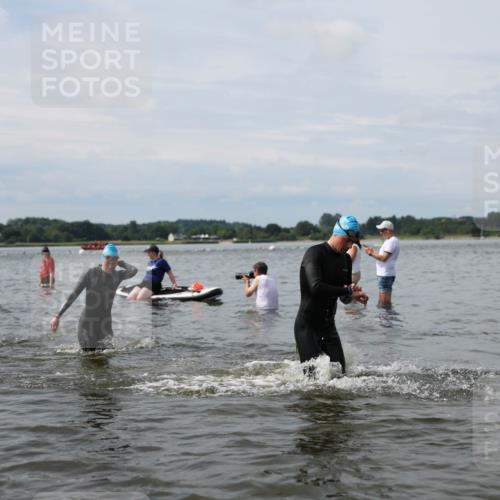 21.06.2026 - Viking Triathlon Michael Strokosch http://msf.ph/oto/9823708 21.06.2026 10:42:47 Schwimmen 41, 153, 166, 175, 177, 213, 225, 268, 286, 479, 520 meine-sportfotos.de