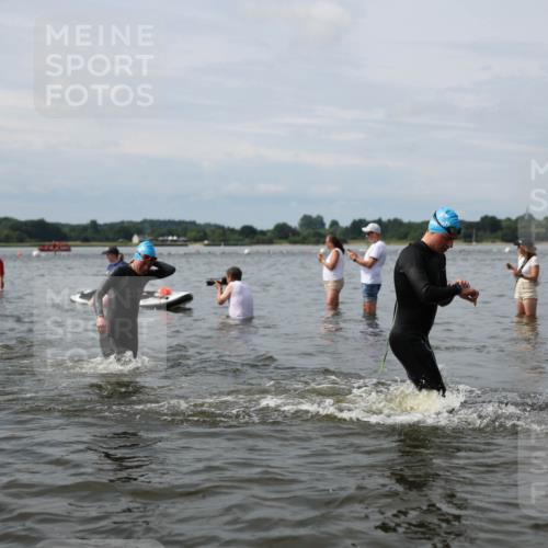 21.06.2026 - Viking Triathlon Michael Strokosch http://msf.ph/oto/9823711 21.06.2026 10:42:48 Schwimmen 41, 88, 153, 166, 175, 177, 213, 225, 268, 286, 479, 520 meine-sportfotos.de