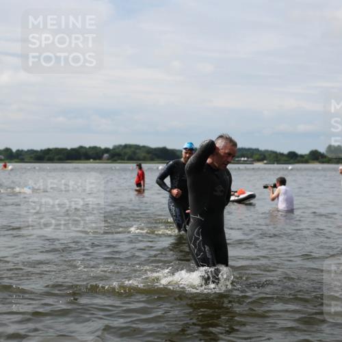 21.06.2026 - Viking Triathlon Michael Strokosch http://msf.ph/oto/9823725 21.06.2026 10:42:53 Schwimmen 88, 153, 177, 213, 225, 259, 286, 479, 505, 520 meine-sportfotos.de