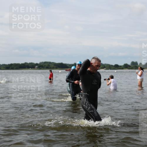 21.06.2026 - Viking Triathlon Michael Strokosch http://msf.ph/oto/9823726 21.06.2026 10:42:53 Schwimmen 88, 153, 177, 213, 225, 259, 286, 479, 505, 520 meine-sportfotos.de