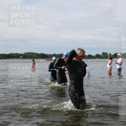 21.06.2026 - Viking Triathlon Michael Strokosch http://msf.ph/oto/9823727 21.06.2026 10:42:53 Schwimmen 88, 153, 177, 213, 225, 259, 286, 479, 505, 520 meine-sportfotos.de
