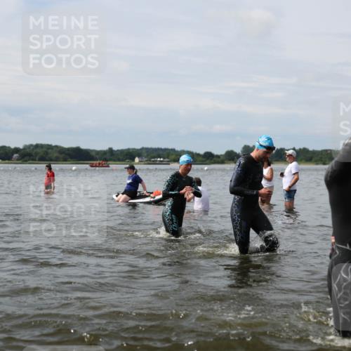 21.06.2026 - Viking Triathlon Michael Strokosch http://msf.ph/oto/9823731 21.06.2026 10:42:55 Schwimmen 88, 153, 177, 225, 259, 286, 479, 482, 489, 505, 511, 520, 619 meine-sportfotos.de