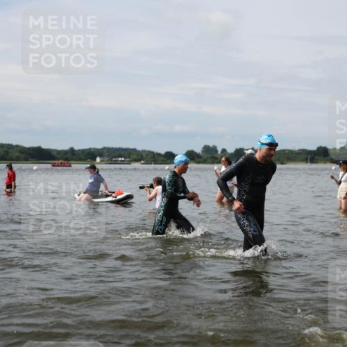 21.06.2026 - Viking Triathlon Michael Strokosch http://msf.ph/oto/9823733 21.06.2026 10:42:55 Schwimmen 88, 153, 177, 225, 259, 286, 479, 482, 489, 505, 511, 520, 619 meine-sportfotos.de