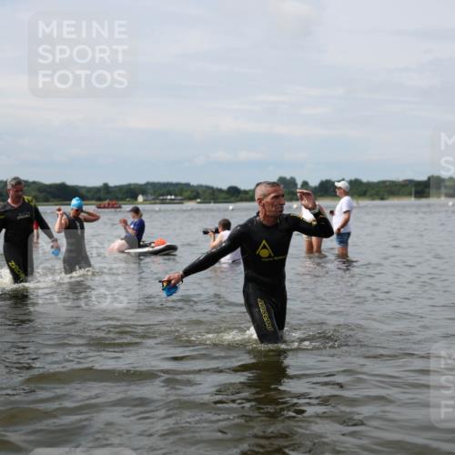 21.06.2026 - Viking Triathlon Michael Strokosch http://msf.ph/oto/9823742 21.06.2026 10:43:04 Schwimmen 69, 88, 153, 225, 251, 259, 286, 473, 482, 489, 505, 511, 528, 533, 619, 645 meine-sportfotos.de