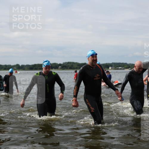 21.06.2026 - Viking Triathlon Michael Strokosch http://msf.ph/oto/9823750 21.06.2026 10:43:07 Schwimmen 69, 88, 251, 259, 286, 287, 473, 482, 489, 505, 511, 528, 533, 619, 645 meine-sportfotos.de