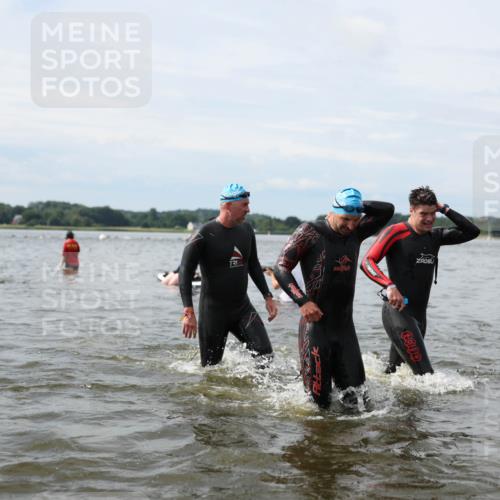 21.06.2026 - Viking Triathlon Michael Strokosch http://msf.ph/oto/9823775 21.06.2026 10:43:18 Schwimmen 69, 93, 251, 287, 351, 459, 470, 473, 482, 489, 505, 511, 521, 528, 533, 618, 619, 645 meine-sportfotos.de