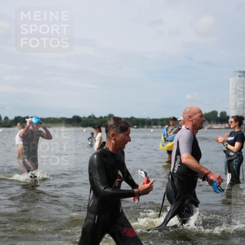 21.06.2026 - Viking Triathlon Michael Strokosch http://msf.ph/oto/9823784 21.06.2026 10:43:28 Schwimmen 69, 93, 163, 230, 231, 234, 248, 287, 351, 459, 470, 521, 528, 618, 663 meine-sportfotos.de
