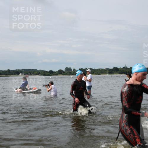 21.06.2026 - Viking Triathlon Michael Strokosch http://msf.ph/oto/9823795 21.06.2026 10:43:31 Schwimmen 93, 163, 230, 231, 234, 248, 287, 351, 459, 470, 521, 618, 663 meine-sportfotos.de