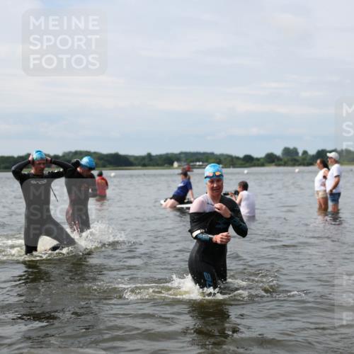 21.06.2026 - Viking Triathlon Michael Strokosch http://msf.ph/oto/9823810 21.06.2026 10:43:41 Schwimmen 163, 220, 230, 231, 234, 247, 248, 351, 444, 464, 470, 550, 614, 663 meine-sportfotos.de
