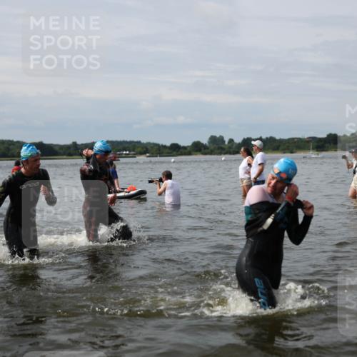 21.06.2026 - Viking Triathlon Michael Strokosch http://msf.ph/oto/9823814 21.06.2026 10:43:42 Schwimmen 163, 220, 230, 231, 234, 247, 248, 351, 444, 464, 550, 614, 663 meine-sportfotos.de